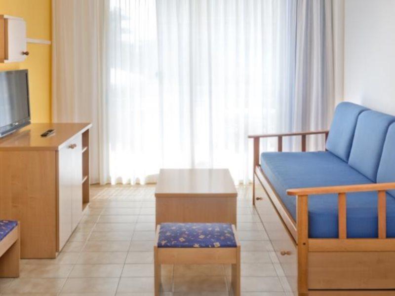 מלון Voramar קמברילס מראה חיצוני תמונה