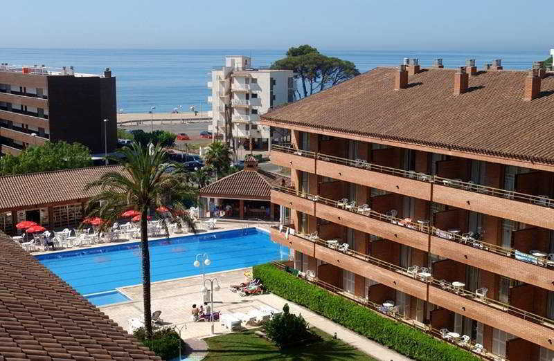 מלון Voramar קמברילס מראה חיצוני תמונה