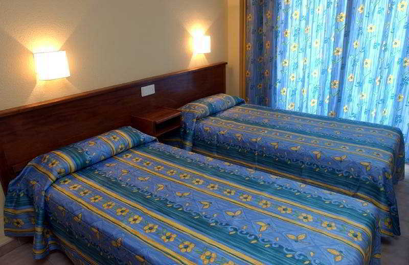 מלון Voramar קמברילס מראה חיצוני תמונה