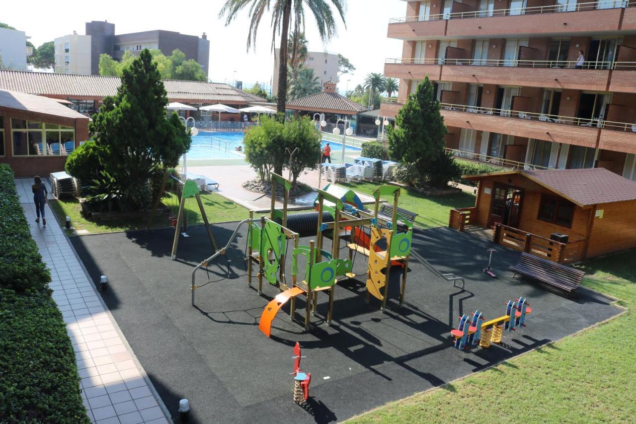 מלון Voramar קמברילס מראה חיצוני תמונה